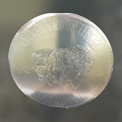 d001